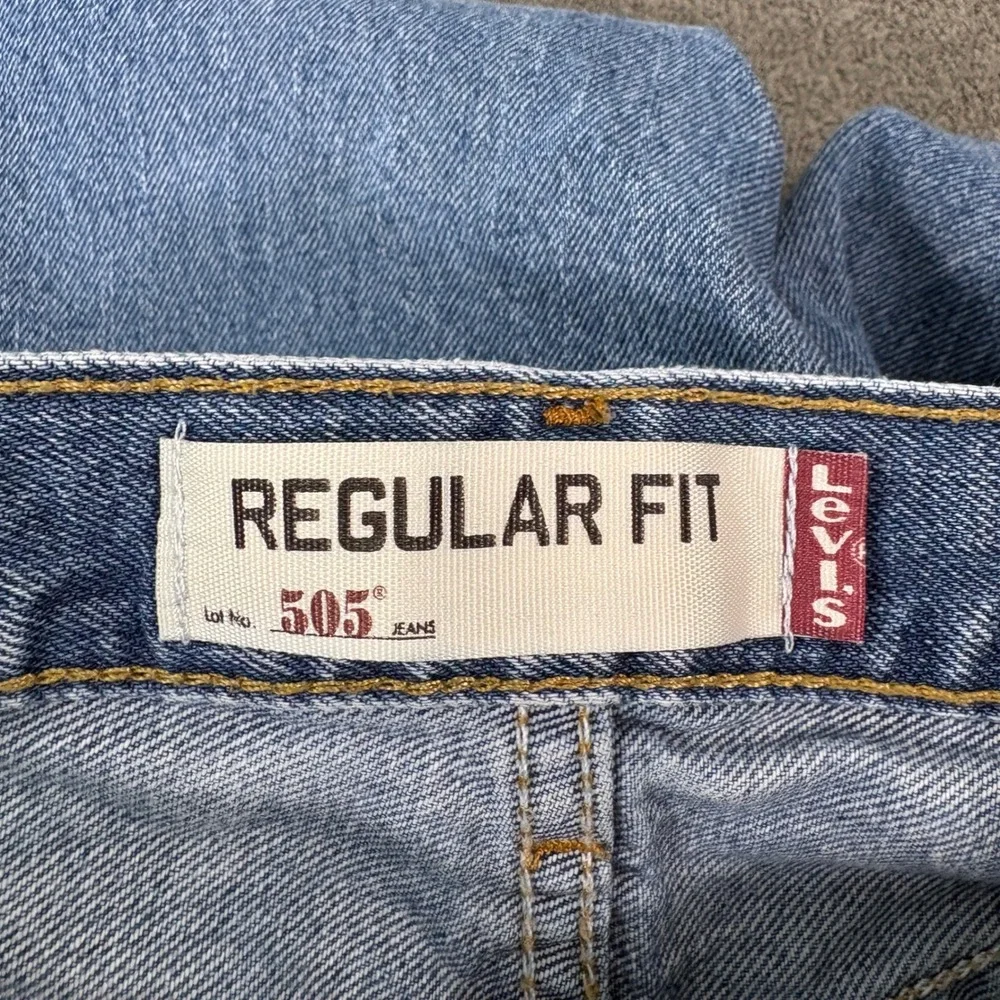 Levis Jeans Men 28x34 Blue 505 Regular Fit Straight Leg Denim Casual Everyday